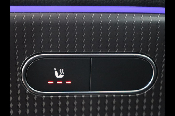 Mercedes-Benz B-Klasse 250e Urban Night | Adaptive cruise | Stoelverwarming | Camera | Carplay | Sfeerverlichting | Half leder | Full LED | Widescreen | Park Assist | Navigatie | PHEV | Plug In