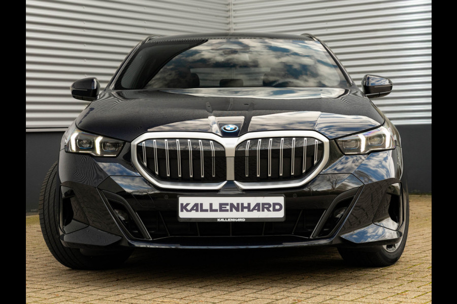 BMW 5 Serie Touring 530e M-Sport - Pano - Trekhaak - Driving Ass - Camera