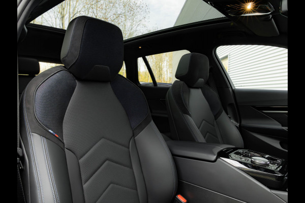 BMW 5 Serie Touring 530e M-Sport - Pano - Trekhaak - Driving Ass - Camera