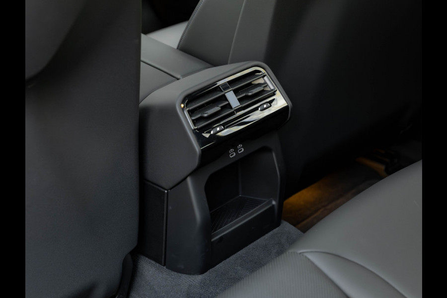 BMW 5 Serie Touring 530e M-Sport - Pano - Trekhaak - Driving Ass - Camera