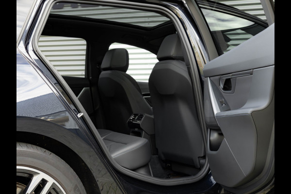 BMW 5 Serie Touring 530e M-Sport - Pano - Trekhaak - Driving Ass - Camera