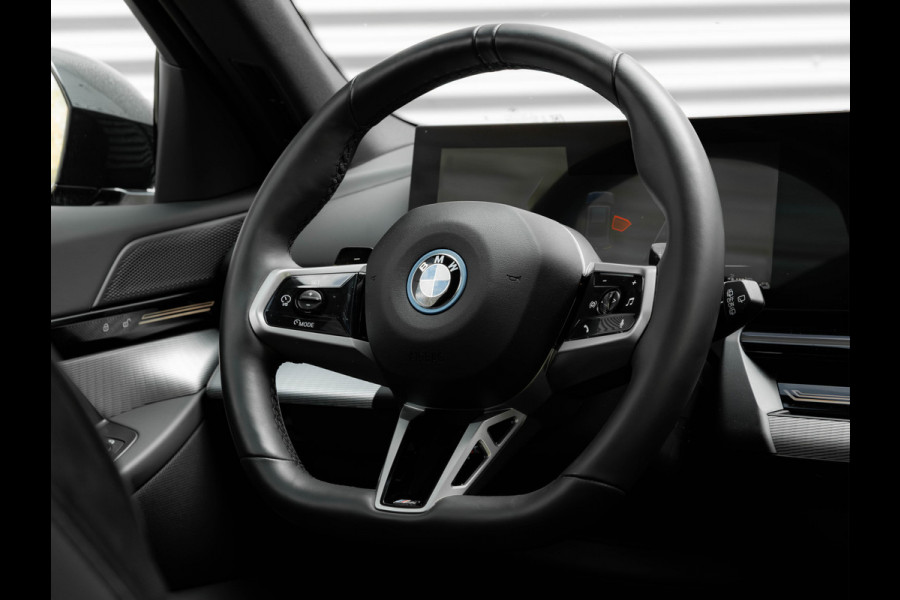 BMW 5 Serie Touring 530e M-Sport - Pano - Trekhaak - Driving Ass - Camera