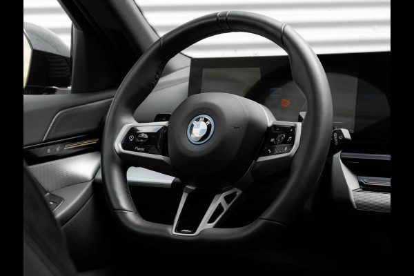 BMW 5 Serie Touring 530e M-Sport - Pano - Trekhaak - Driving Ass - Camera