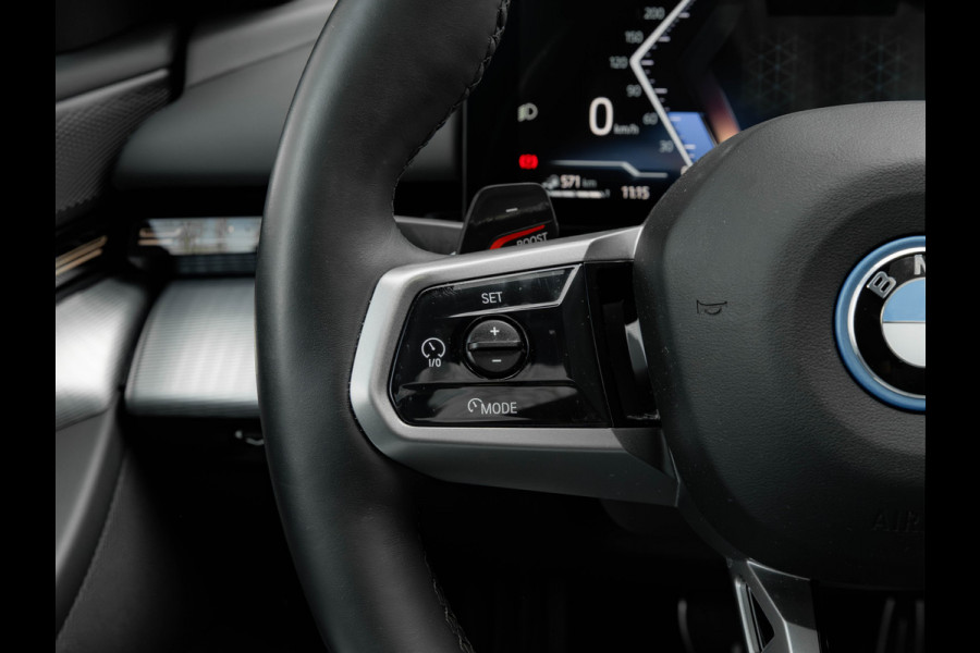 BMW 5 Serie Touring 530e M-Sport - Pano - Trekhaak - Driving Ass - Camera