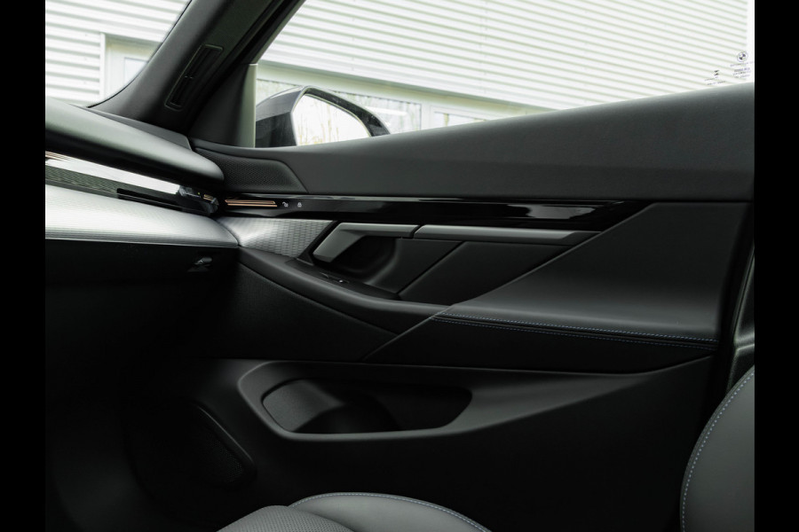 BMW 5 Serie Touring 530e M-Sport - Pano - Trekhaak - Driving Ass - Camera