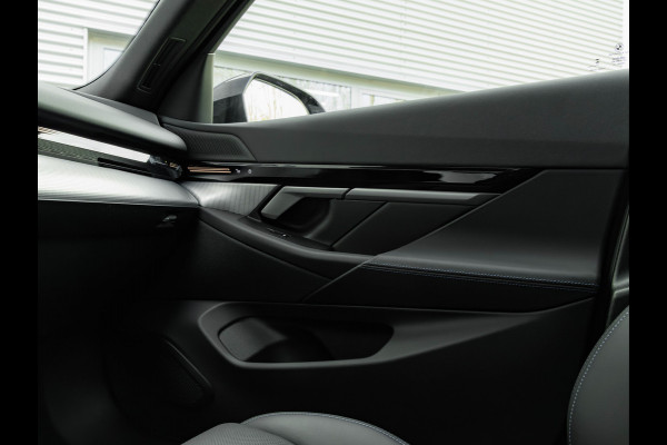 BMW 5 Serie Touring 530e M-Sport - Pano - Trekhaak - Driving Ass - Camera