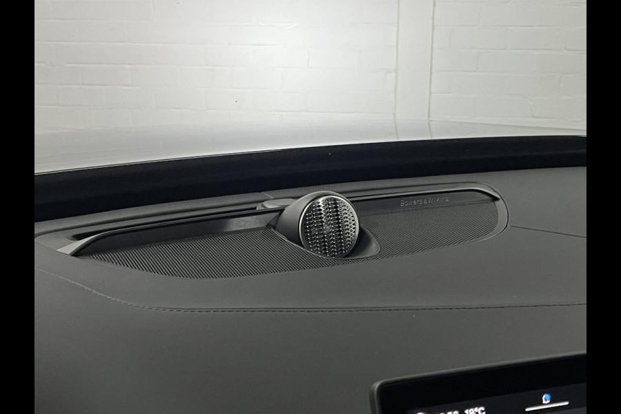 Volvo XC90 2.0 T8 4WD Ultra Dark Luchtvering | Bowers & Wilkins | Massage | Open Dak | 22" inch | Adaptive cruise | Stoelverwarming/-ventilatie