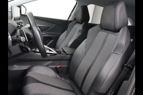 Peugeot 3008 1.6 HYbrid 225 Allure | Carplay | Half leder | Navigatie | Camera | Full LED | Keyless | Bluetooth | Park Assist | Getint glas | Cruise control | Climate control | PHEV | Plug In
