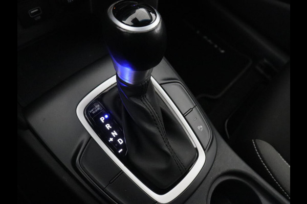 Hyundai Kona 1.6 GDI HEV Fashion Sky | Schuifdak | Adaptive cruise | Carplay | Camera | Head-Up | Keyless | Navigatie | Climate control | Bluetooth