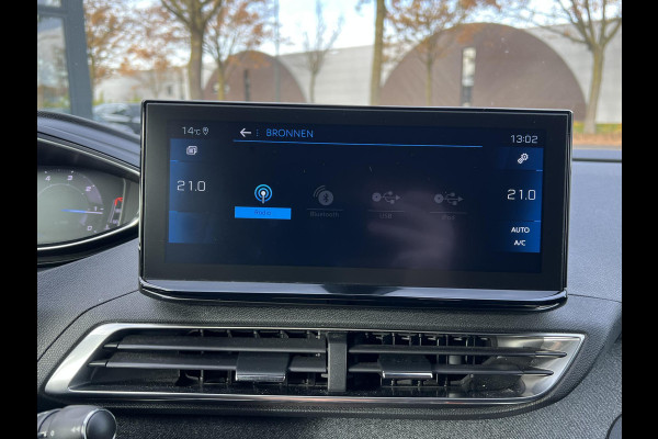 Peugeot 5008 1.5 BlueHDI Allure Pack Business NIEUW MODEL | 7-Persoons | Adaptive Cruise | Elektrische Klep | Keyless Start | Stoelverwarming | Dealeronderhouden | 12 mnd BOVAG Garantie