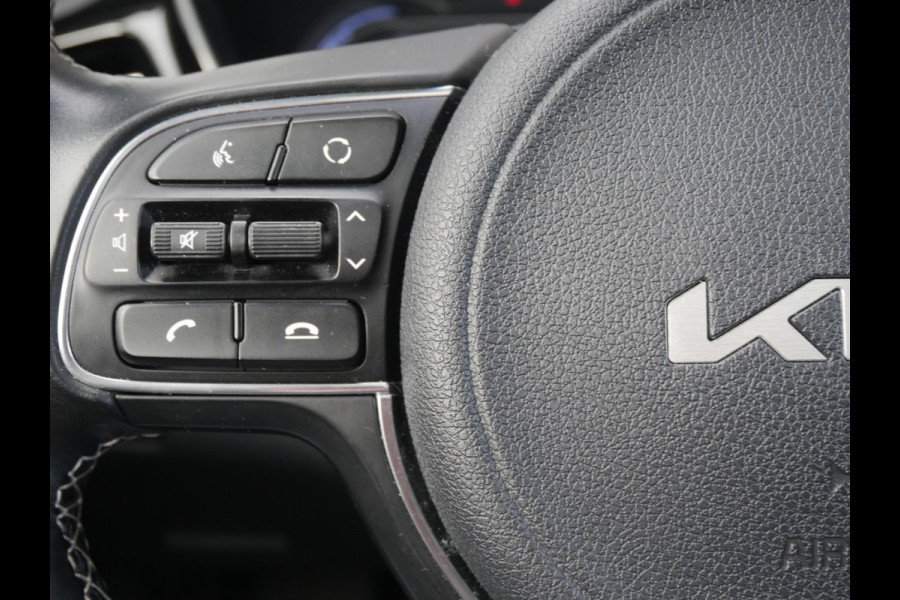 Kia e-Niro DynamicPlusLine 64 kWh | Cruise | Clima | Carplay | Navi | Stoel-stuurverwarming | Schuif-kanteldak |