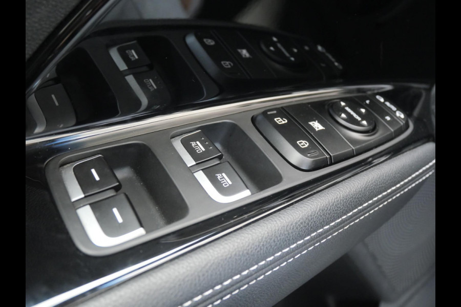 Kia e-Niro DynamicPlusLine 64 kWh | Cruise | Clima | Carplay | Navi | Stoel-stuurverwarming | Schuif-kanteldak |