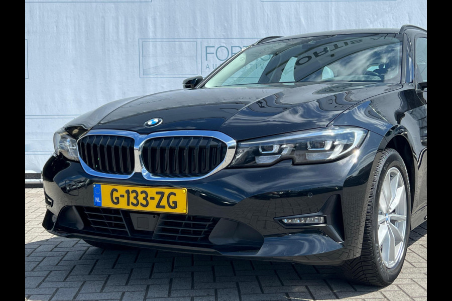 BMW 3 Serie Touring 320i Executive Edition NL-AUTO | ACC |PARKEER CAMERA | NAVI |