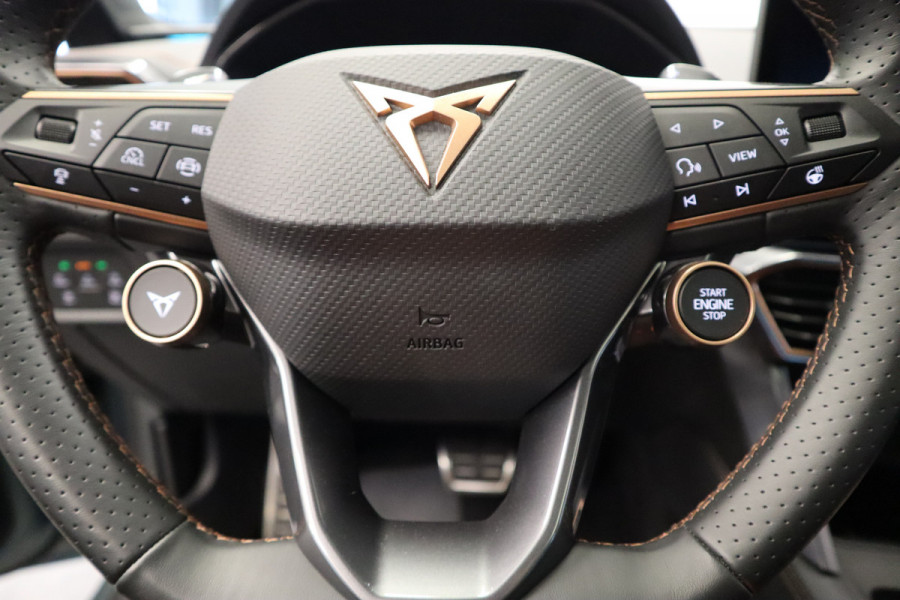 CUPRA Leon 1.5 TSI e-Hybrid VZ Extreme Panoramadak Kuipstoelen Sennheiser