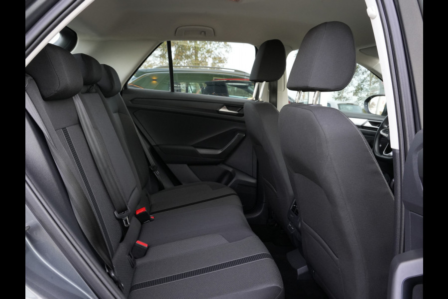 Volkswagen T-Roc 1.0 TSI Life Business | Navigatie | Climate Control | Stoelverwarming | Android/Apple Carplay