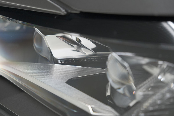 Peugeot 3008 PureTech 130 EAT8 GT | Camera | Dodehoekdetectie | Elektrische Achterklep | Apple Carplay | Stoelverwarming