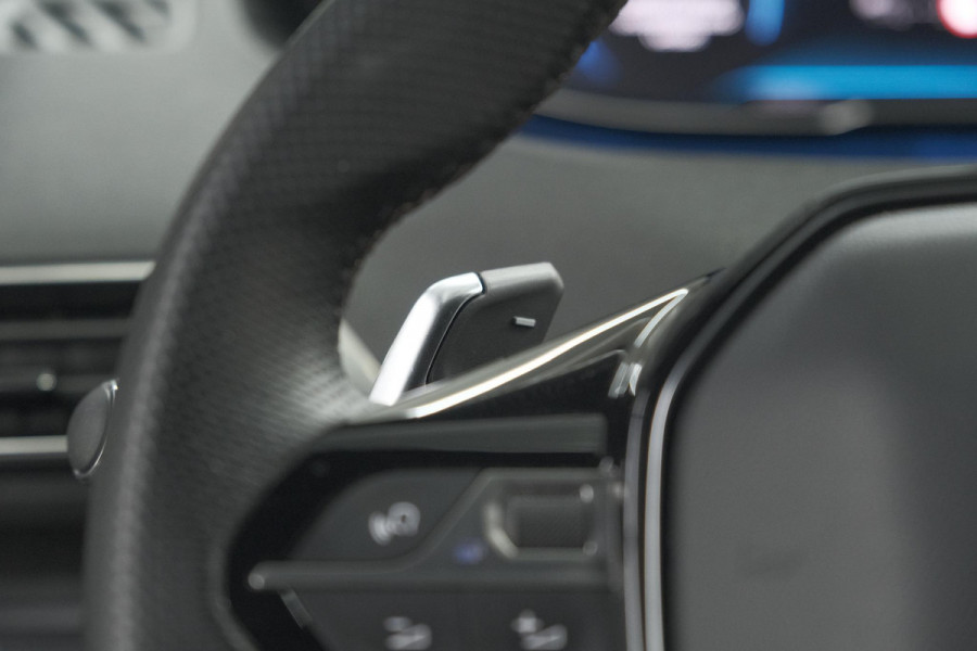 Peugeot 3008 PureTech 130 EAT8 GT | Camera | Dodehoekdetectie | Elektrische Achterklep | Apple Carplay | Stoelverwarming