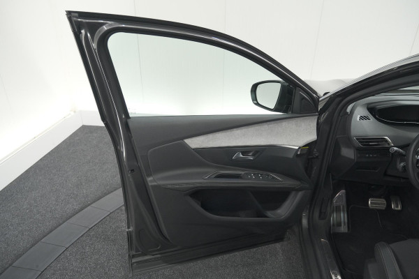 Peugeot 3008 PureTech 130 EAT8 GT | Camera | Dodehoekdetectie | Elektrische Achterklep | Apple Carplay | Stoelverwarming