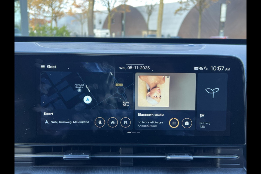 Hyundai Kona Elektro 160 kW Trend-Paket 65,4kWh 3-Fase Lader | Dealeronderhouden | Fabrieksgarantie Hyundai tot 2029 | Elektrische Achterklep | Stoel & Stuurverwarming | Afnembare Trekhaak | Rijklaar Geleverd