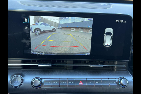 Hyundai Kona Elektro 160 kW Trend-Paket 65,4kWh 3-Fase Lader | Dealeronderhouden | Fabrieksgarantie Hyundai tot 2029 | Elektrische Achterklep | Stoel & Stuurverwarming | Afnembare Trekhaak | Rijklaar Geleverd