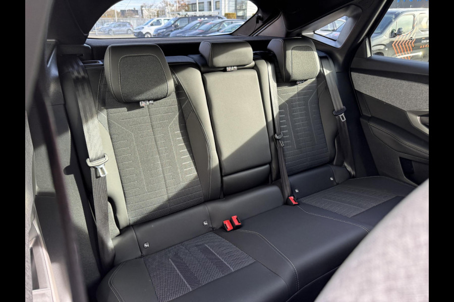Peugeot 3008 1.2 Hybrid 136 GT | Elektr. achterklep | Adaptive cruise | Camera | Prijs is rijklaar