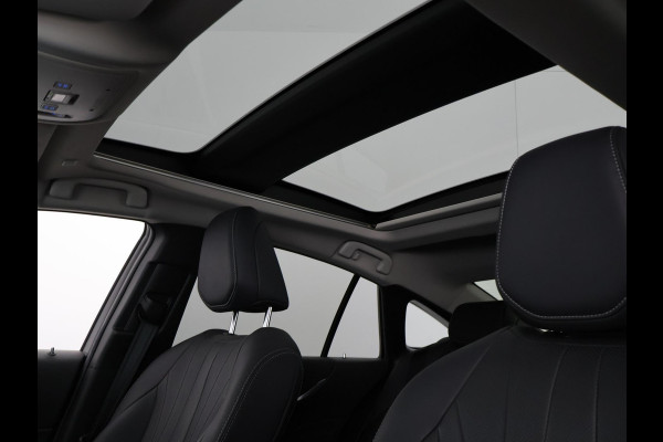 Toyota Mirai Prestige H20 Waterstof | Panoramadak | Navigatie | Camera | Leder |