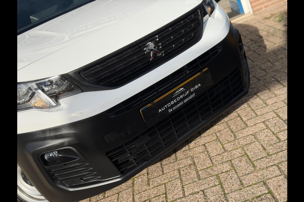 Peugeot Partner 1.2 PureTech Premium 2022 WIT NAVI AIRCO BTW