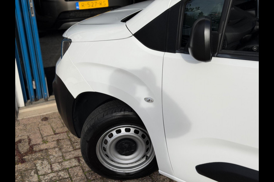 Peugeot Partner 1.2 PureTech Premium 2022 WIT NAVI AIRCO BTW