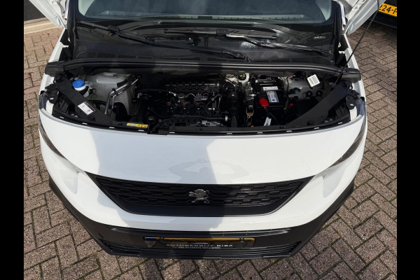 Peugeot Partner 1.2 PureTech Premium 2022 WIT NAVI AIRCO BTW
