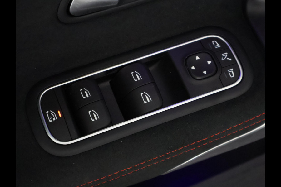 Mercedes-Benz CLA-Klasse Shooting Brake 200 Business Solution AMG Automaat | Wide-Screen | Schuif-/Kanteldak | Navigatie | Camera |