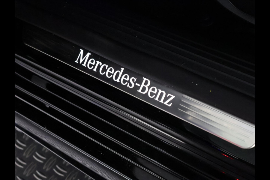 Mercedes-Benz CLA-Klasse Shooting Brake 200 Business Solution AMG Automaat | Wide-Screen | Schuif-/Kanteldak | Navigatie | Camera |