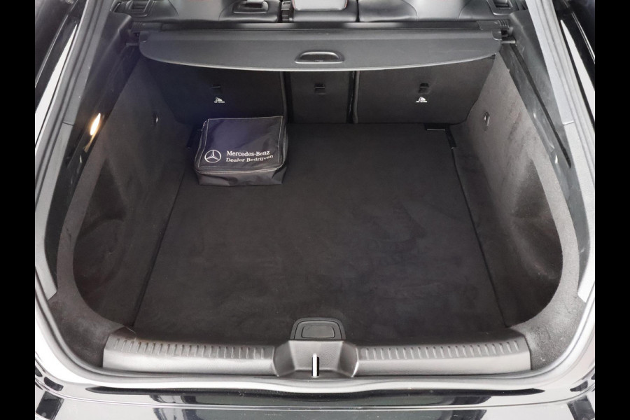 Mercedes-Benz CLA-Klasse Shooting Brake 200 Business Solution AMG Automaat | Wide-Screen | Schuif-/Kanteldak | Navigatie | Camera |