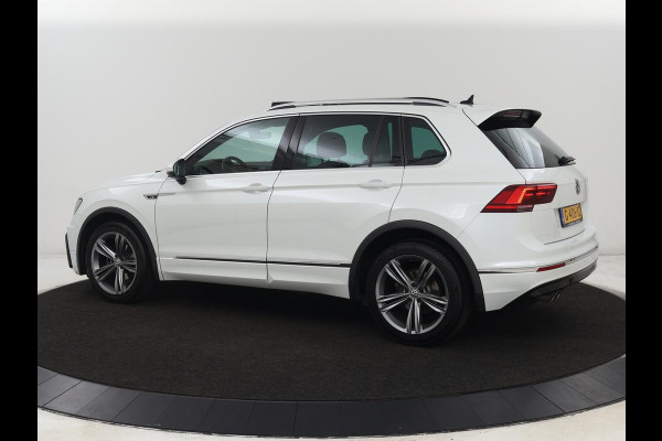 Volkswagen Tiguan 1.5 TSI R Line | Panoramadak | Stoelverwarming | Carplay | Massage | Dynaudio | Keyless | Full LED | Active Info Display | Navigatie | Parkeerhulp