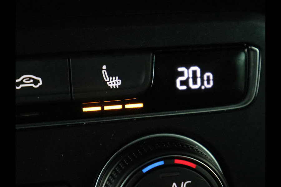 Volkswagen Tiguan 1.5 TSI R Line | Panoramadak | Stoelverwarming | Carplay | Massage | Dynaudio | Keyless | Full LED | Active Info Display | Navigatie | Parkeerhulp