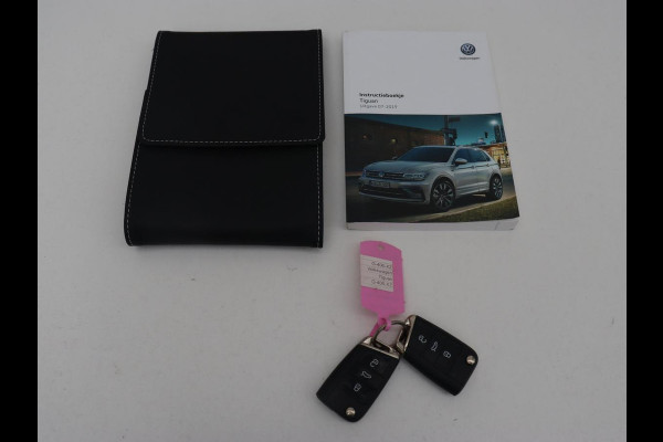 Volkswagen Tiguan 1.5 TSI R Line | Panoramadak | Stoelverwarming | Carplay | Massage | Dynaudio | Keyless | Full LED | Active Info Display | Navigatie | Parkeerhulp