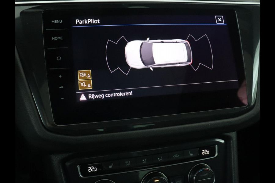 Volkswagen Tiguan 1.5 TSI R Line | Panoramadak | Stoelverwarming | Carplay | Massage | Dynaudio | Keyless | Full LED | Active Info Display | Navigatie | Parkeerhulp