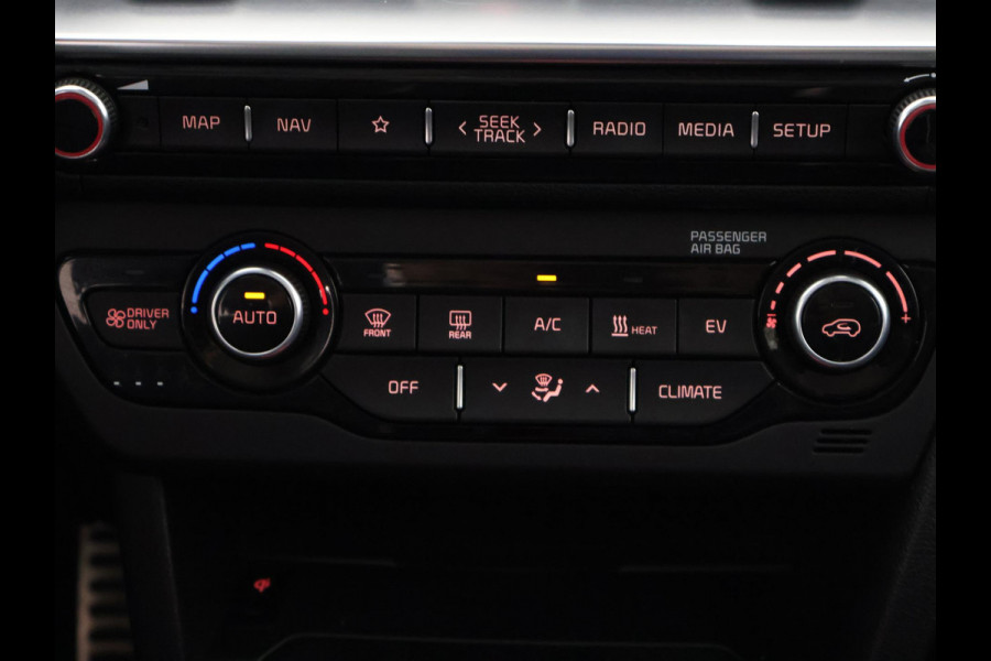 Kia e-Niro ExecutiveLine 64 kWh | Stoelventilatie & -Verwarming | Navigatie | Leder |
