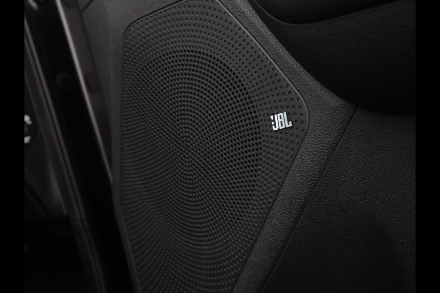 Kia e-Niro ExecutiveLine 64 kWh | Stoelventilatie & -Verwarming | Navigatie | Leder |