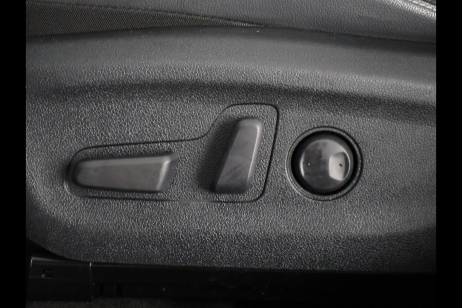 Kia e-Niro ExecutiveLine 64 kWh | Stoelventilatie & -Verwarming | Navigatie | Leder |