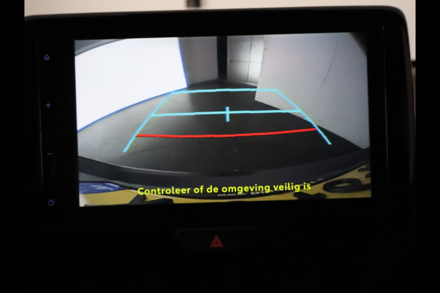 Toyota Yaris 1.5 Hybrid Executive | 1e eigenaar | Half Leder |