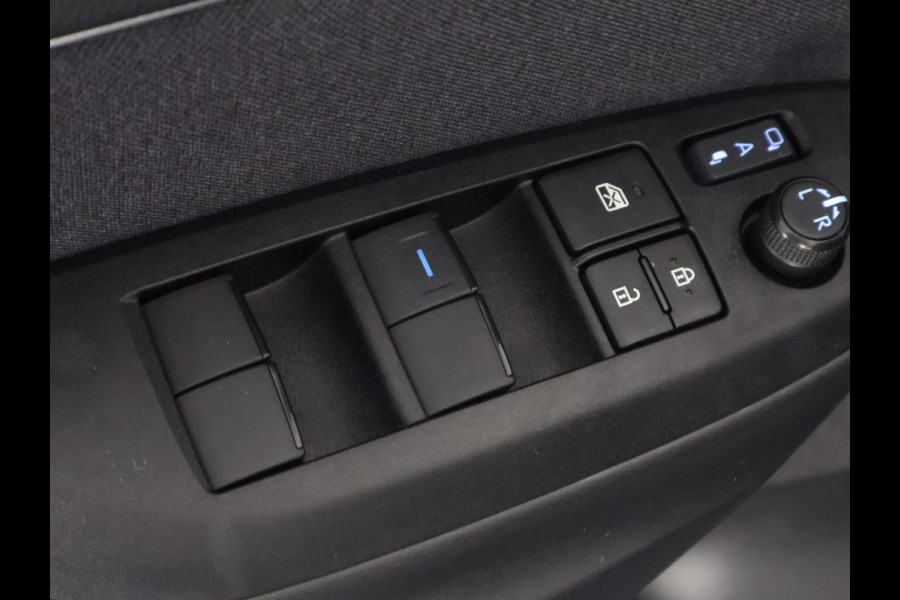 Toyota Yaris 1.5 Hybrid Executive | 1e eigenaar | Half Leder |