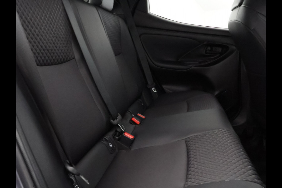 Toyota Yaris 1.5 Hybrid Executive | 1e eigenaar | Half Leder |