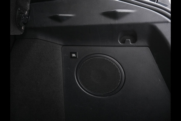 Toyota C-HR 1.8 Hybrid Style Aut. *ADAPTIVE-CRUISE | BLIND-SPOT | JBL-SOUND | HEATED-COMFORTSEATS | CAMERA | KEYLESS | DAB+ | NAVI-FULLMAP | ECC | PDC | PRIVACY-GLASS | TOWBAR | LANE-ASSIST | 18''ALU*