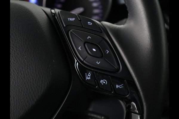 Toyota C-HR 1.8 Hybrid First Edition | Apple Carplay & AndroidAUTO | Camera | Elektrisch inklapbare buitenspiegels |