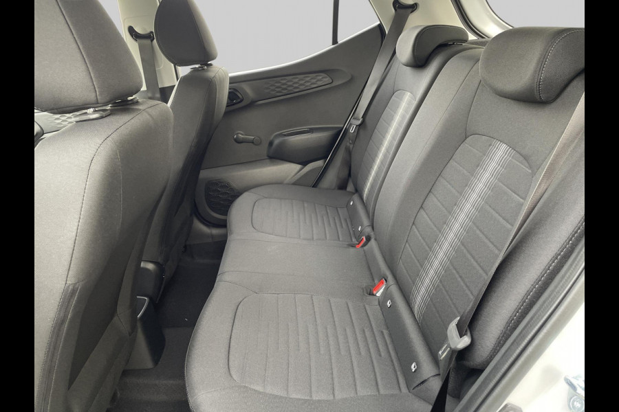 Hyundai i10 1.0 Comfort VAN: €22.190 VOOR: €19.440