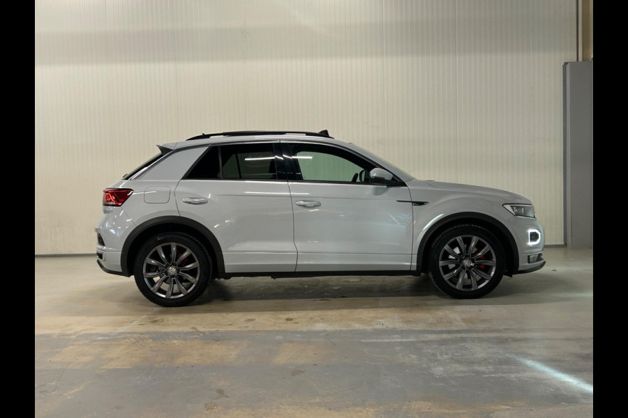 Volkswagen T-Roc 1.5 TSI | R-LINE | VIRTUAL DASH | PANO | SILVERWHITE
