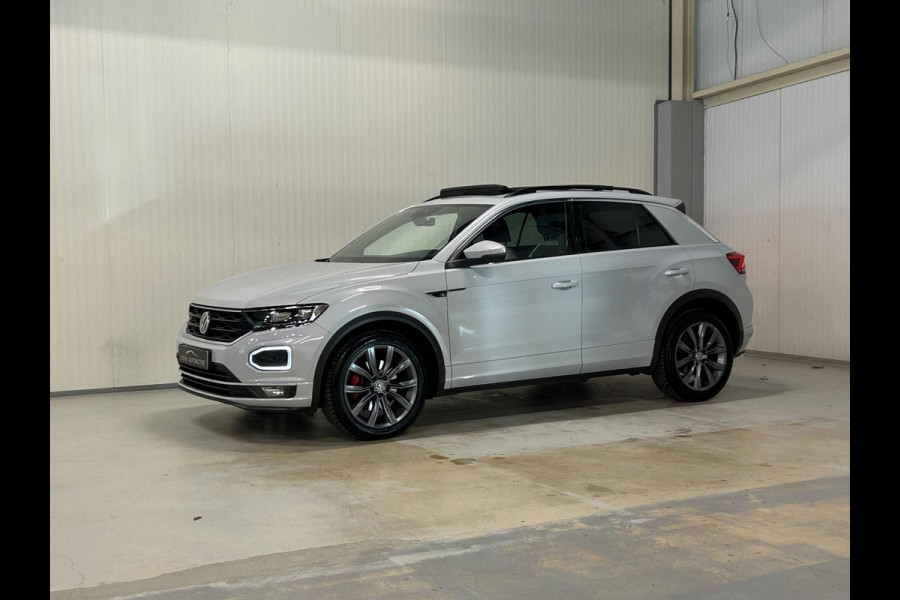 Volkswagen T-Roc 1.5 TSI | R-LINE | VIRTUAL DASH | PANO | SILVERWHITE