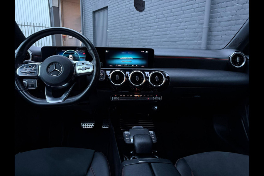 Mercedes-Benz A-Klasse 180 Business Solution AMG NAVI | CAMERA | CARPLAY | PDC | STOELVER | NWE APK
