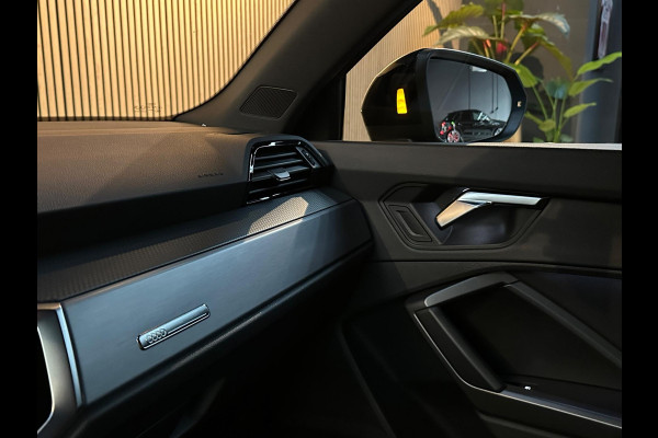 Audi Q3 35 TFSI Pro Line S line - Trekhaak - Navi - Ambiance