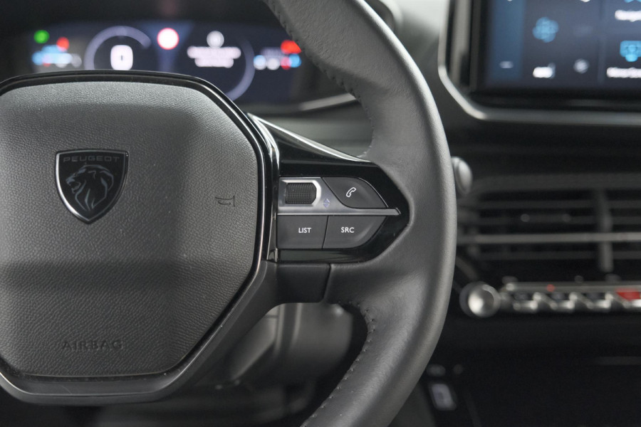 Peugeot 2008 PureTech 100 Allure | Camera | Navigatie | Parkeersensoren | Apple Carplay